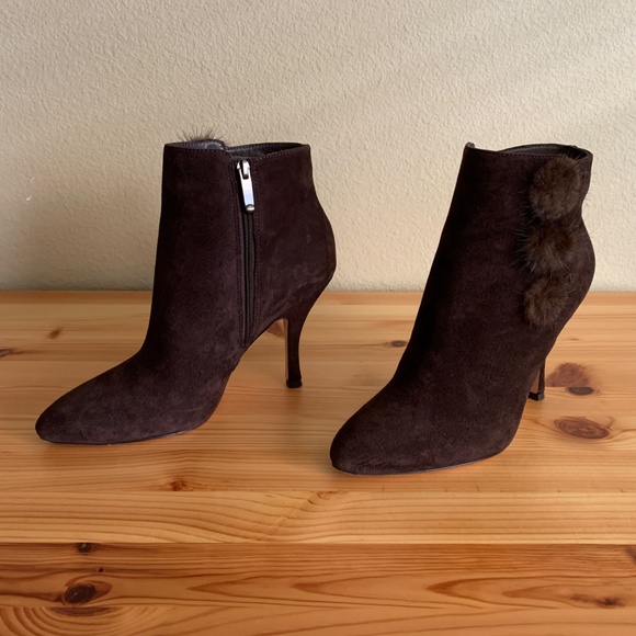 Via Spiga Suede Pointed Toe Mink Pompoms Ankle Boots US 6 - Picture 4 of 11